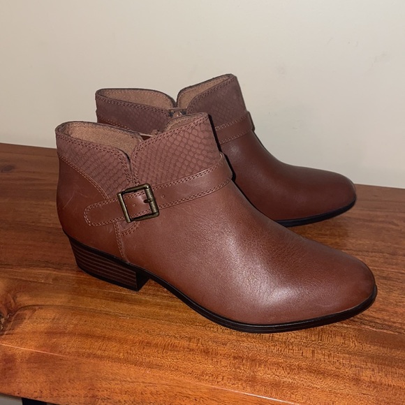 Clarks addiy sharilyn dark tan leather booties - Picture 4 of 11